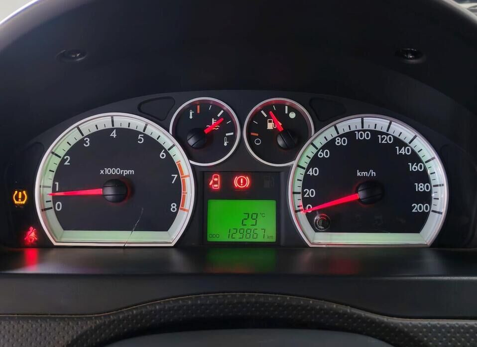 Chevrolet Nexia 1.5 MT (106 л.с.)