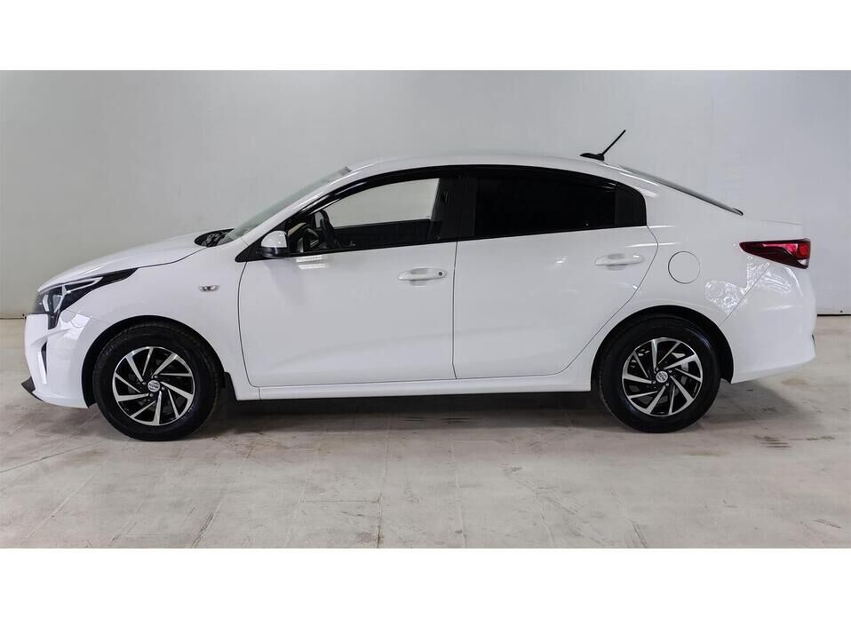 Kia Rio 1.6 AT (123 л.с.)
