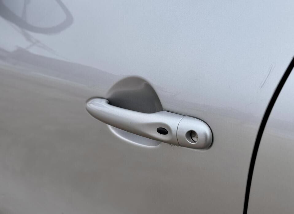 Renault Kaptur, I 2.0 AT (143 л.с.) 4WD