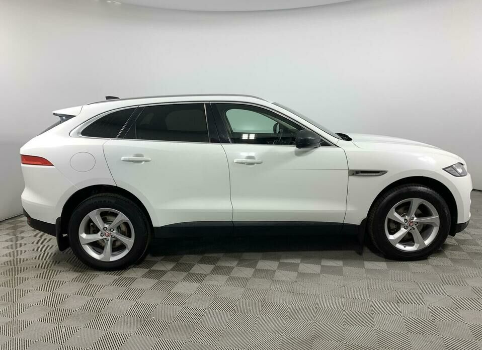 Jaguar F-Pace 2.0d AT (180 л.с.) 4WD