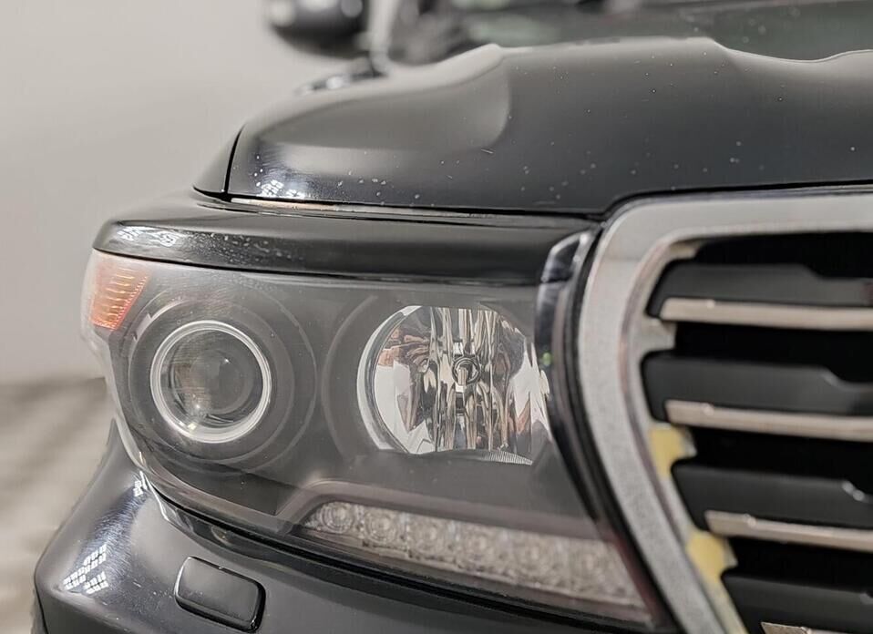 Toyota Land Cruiser, 200 Series Рестайлинг 1 4.5d AT (235 л.с.) 4WD
