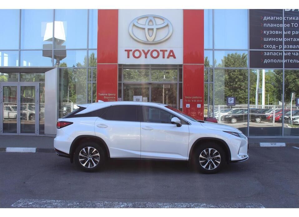 Lexus RX, IV Рестайлинг 300 2.0 AT (238 л.с.) 4WD