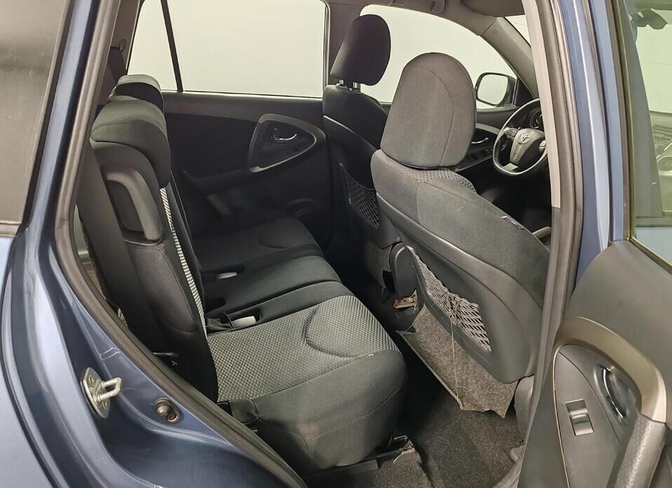 Toyota RAV4, III (XA30) Рестайлинг 2.0 CVT (158 л.с.) 4WD