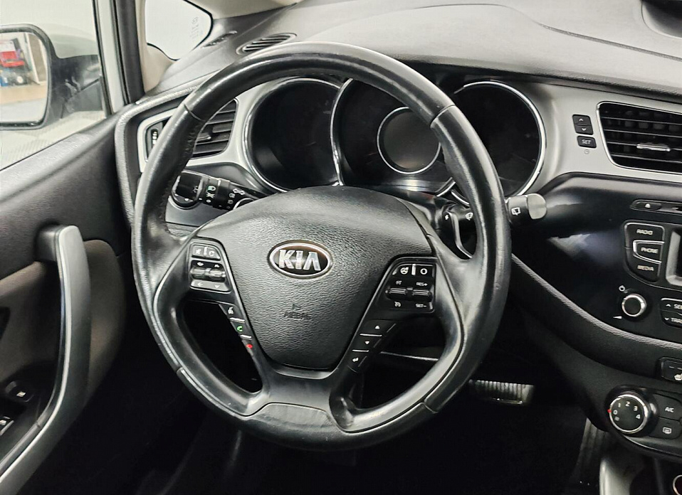 Kia Ceed, II 1.6 AT (129 л.с.)