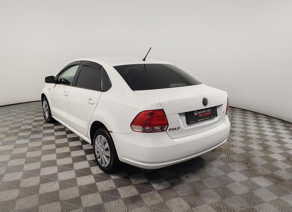 Volkswagen Polo, V 1.6 AT (105 л.с.)