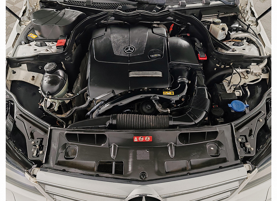 Mercedes-Benz C-Класс, III (W204) Рестайлинг 180 1.6 AT (156 л.с.)