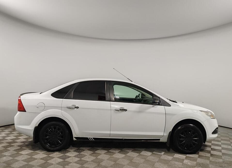 Ford Focus, II Рестайлинг 1.6 AT (100 л.с.)