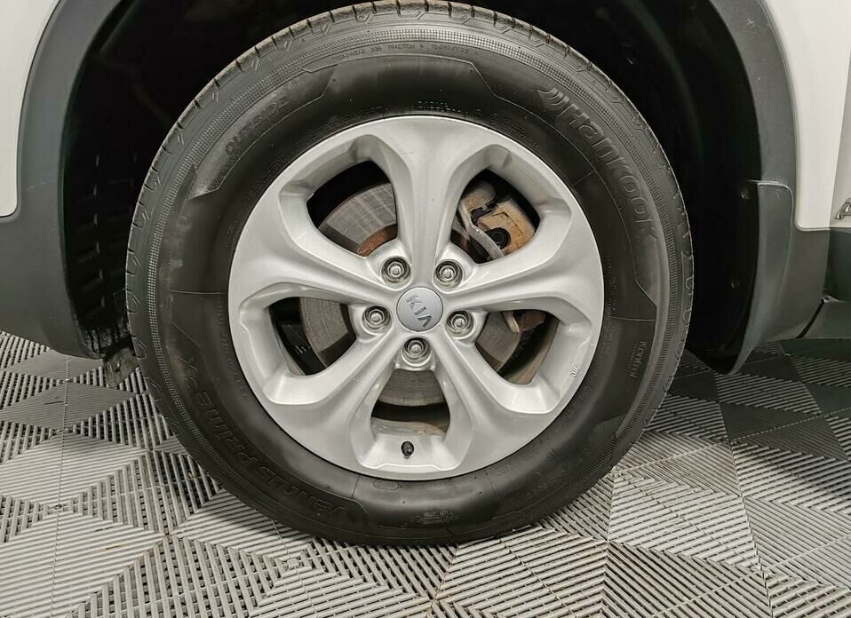 Kia Sorento 2.2d AT (197 л.с.) 4WD