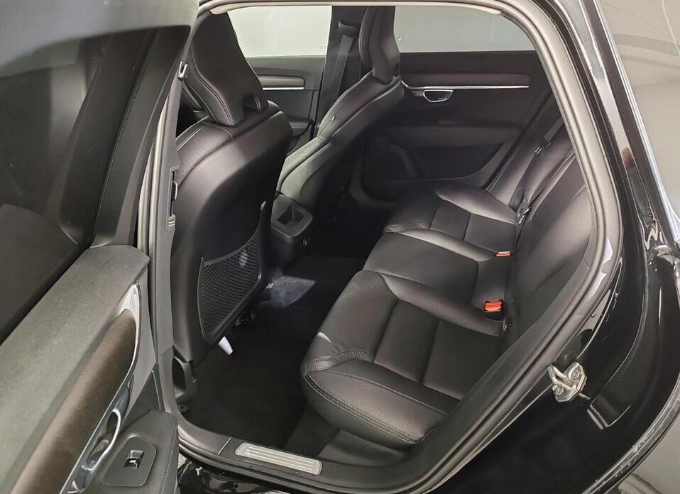Volvo V90 Cross Country, I 2.0d AT (190 л.с.) 4WD