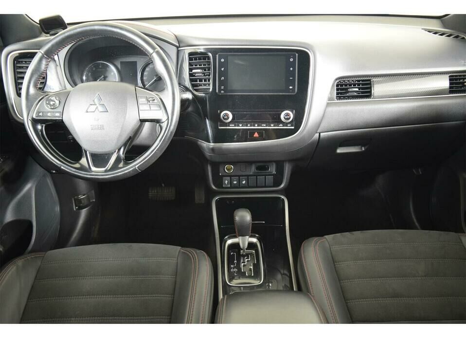 Mitsubishi Outlander 2.0 CVT (146 л.с.) 4WD