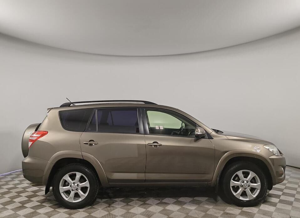 Toyota RAV4 2.4 AT (170 л.с.) 4WD