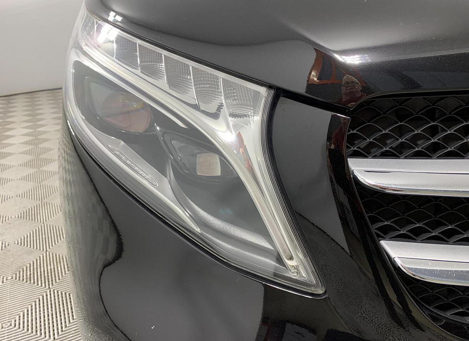 Mercedes-Benz V-Класс, III (W447) Рестайлинг 250 d длинный 2.1d AT (190 л.с.) 4WD