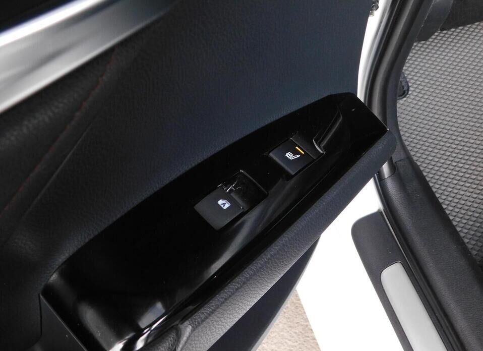 Toyota Camry, VIII (XV70) 2.5 AT (181 л.с.)