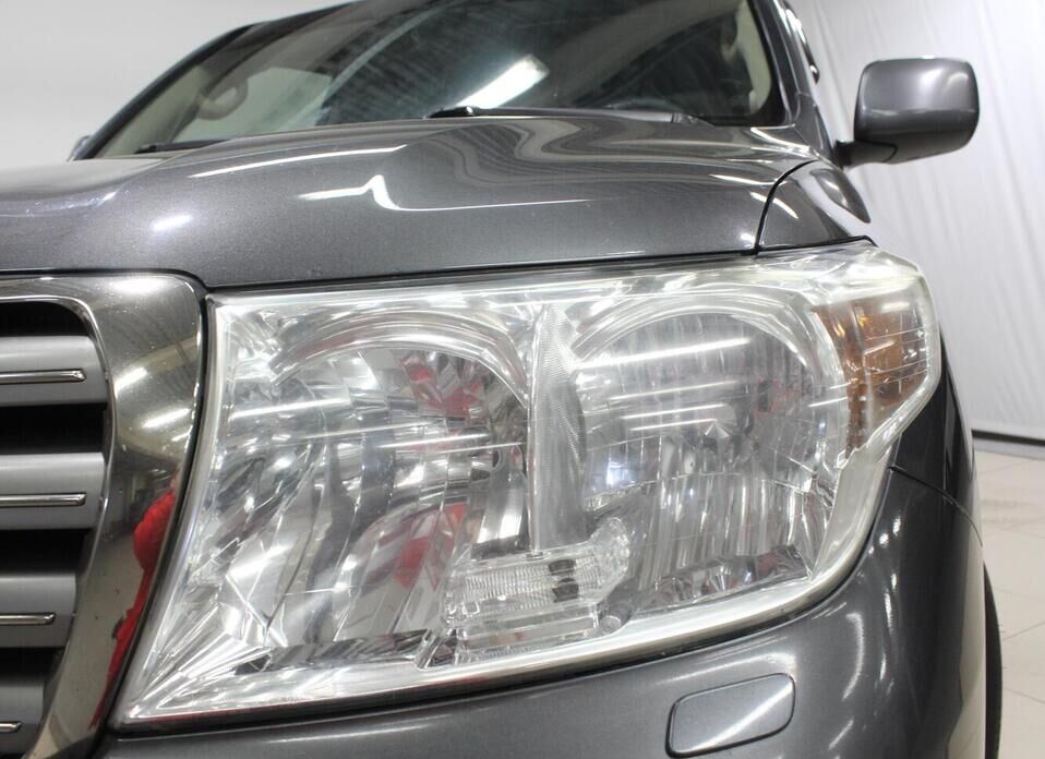 Toyota Land Cruiser, 200 Series 4.5d AT (235 л.с.) 4WD