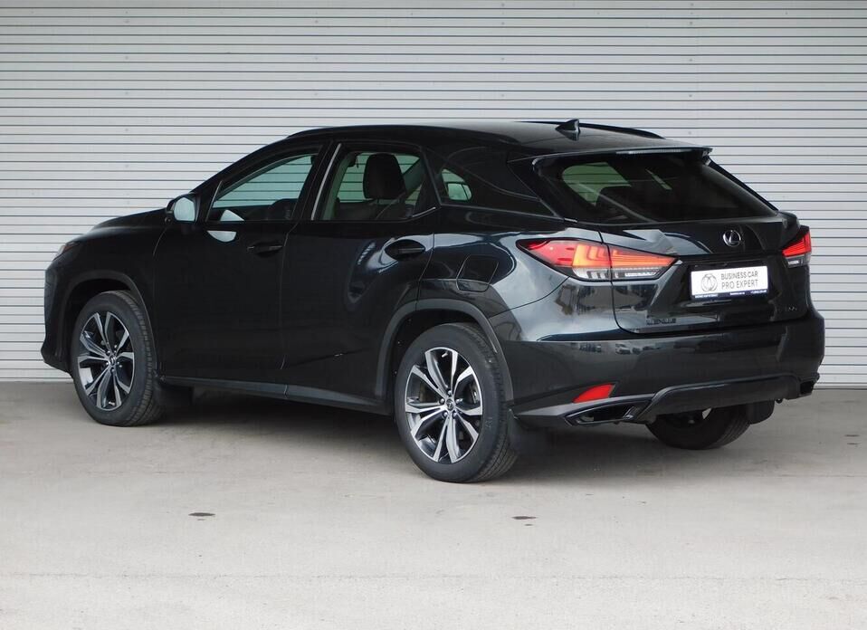 Lexus RX, IV Рестайлинг 300 2.0 AT (238 л.с.) 4WD
