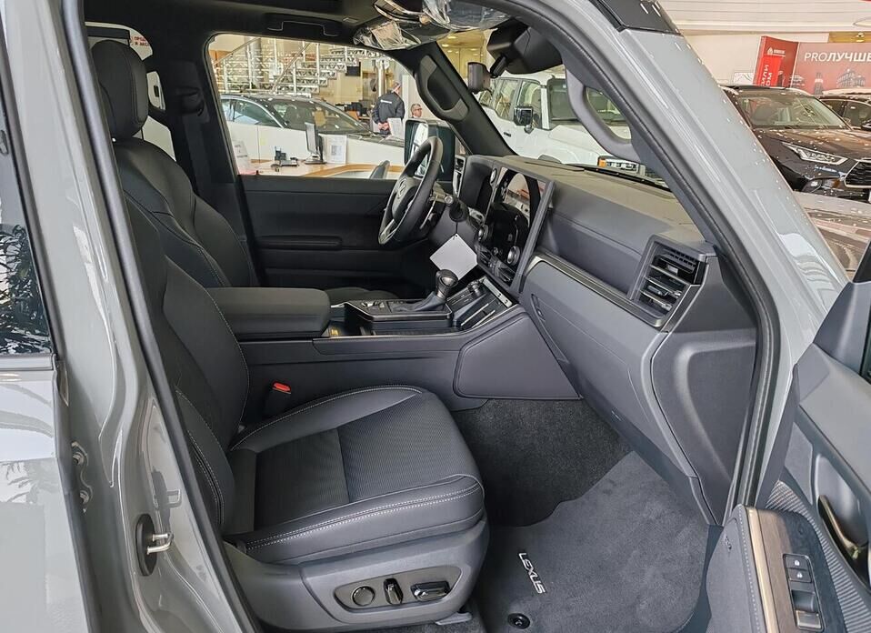 Lexus GX, III 550 3.4 AT (354 л.с.) 4WD