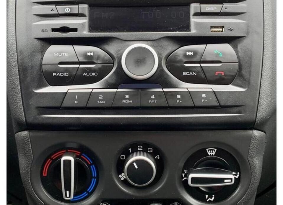 LADA (ВАЗ) Granta 1.6 MT (90 л.с.)
