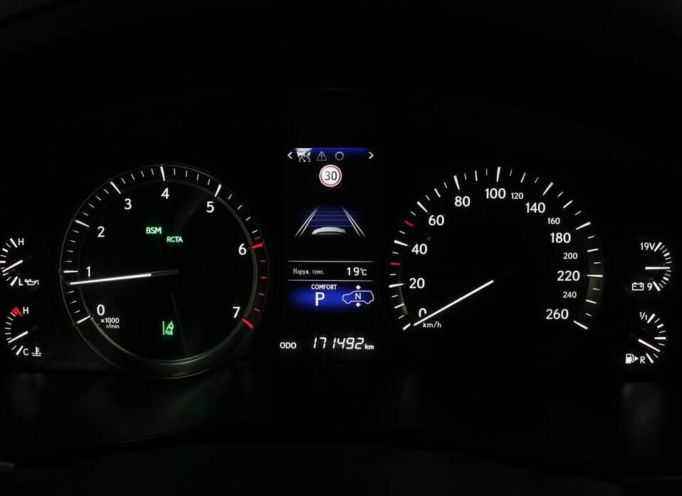 Lexus LX, III Рестайлинг 2 570 5.7 AT (367 л.с.) 4WD