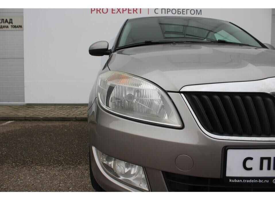 Skoda Fabia, II 1.4 MT (86 л.с.)