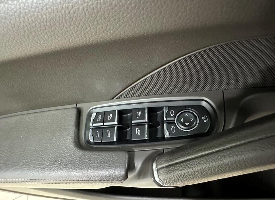 Porsche Cayenne Diesel 3.0d AT (245 л.с.) 4WD