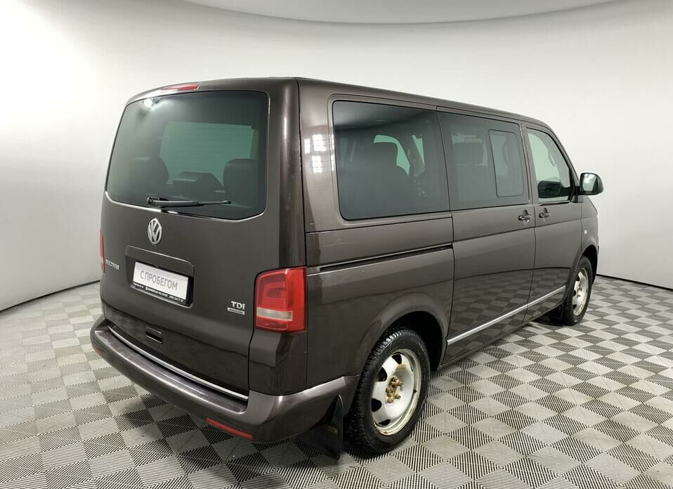 Volkswagen Multivan 2.0d AMT (180 л.с.) 4WD