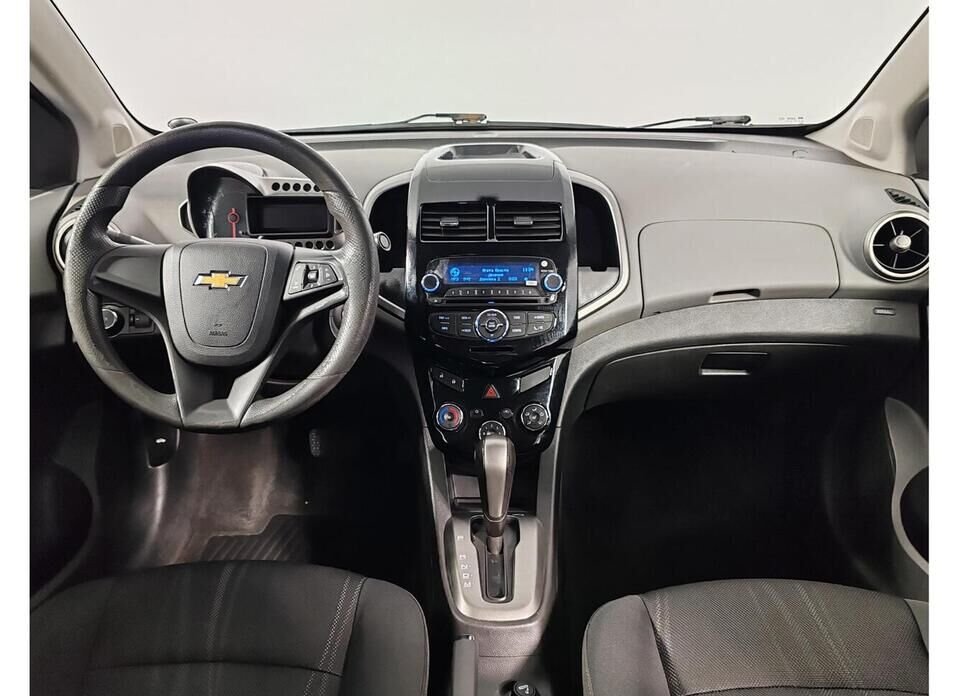 Chevrolet Aveo 1.6 AT (115 л.с.)