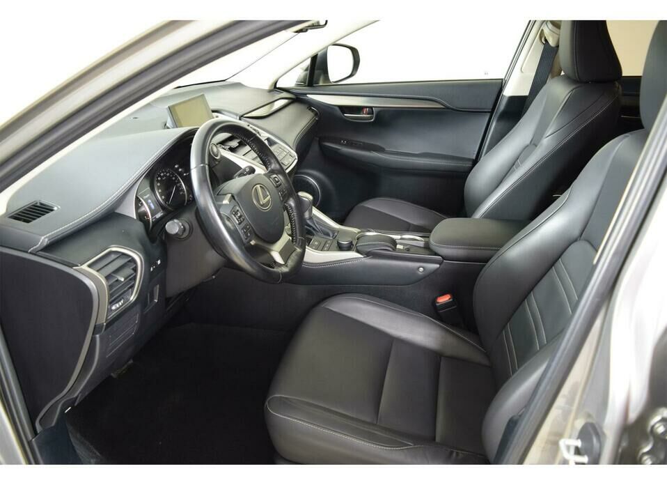 Lexus NX 200 2.0 CVT (150 л.с.)