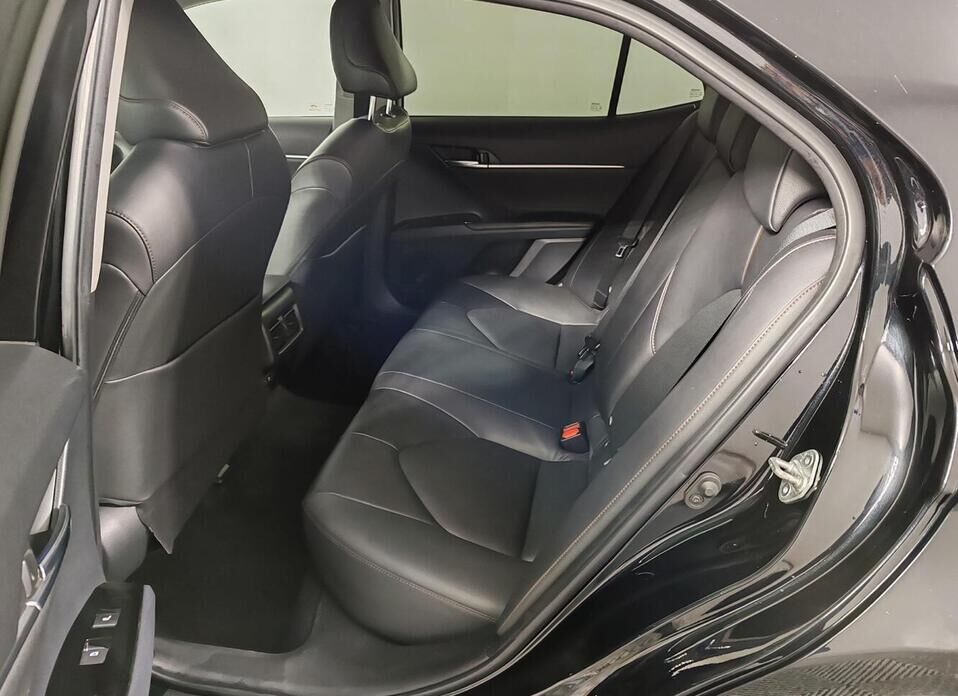 Toyota Camry, VIII (XV70) 2.5 AT (181 л.с.)