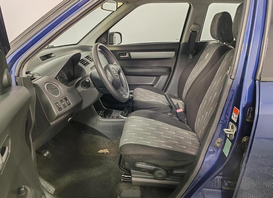 Suzuki Swift, III 1.3 MT (92 л.с.)