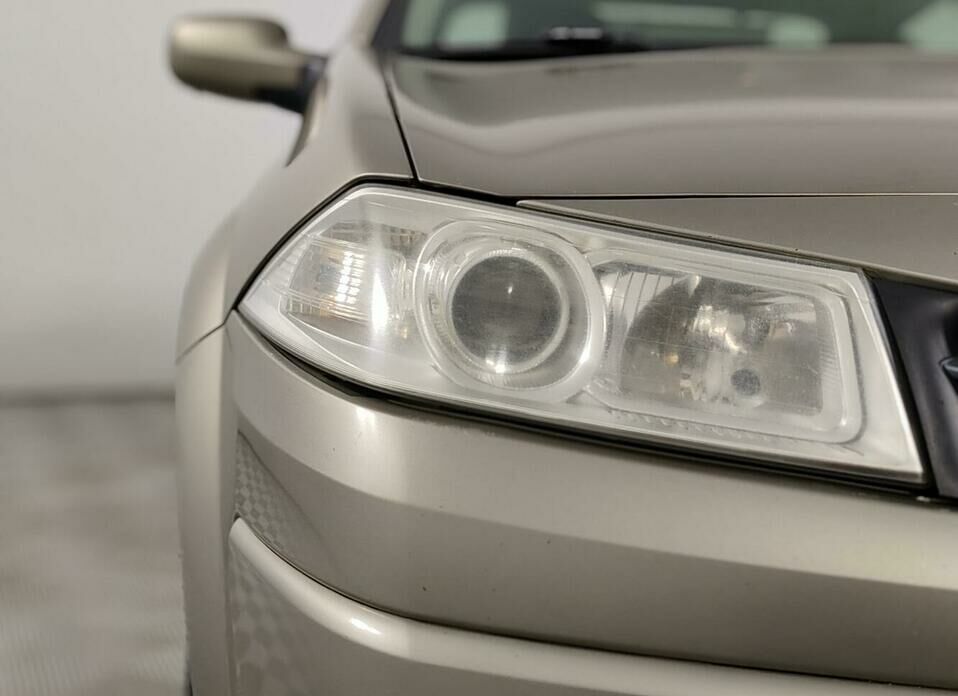 Renault Megane 1.6 MT (115 л.с.)