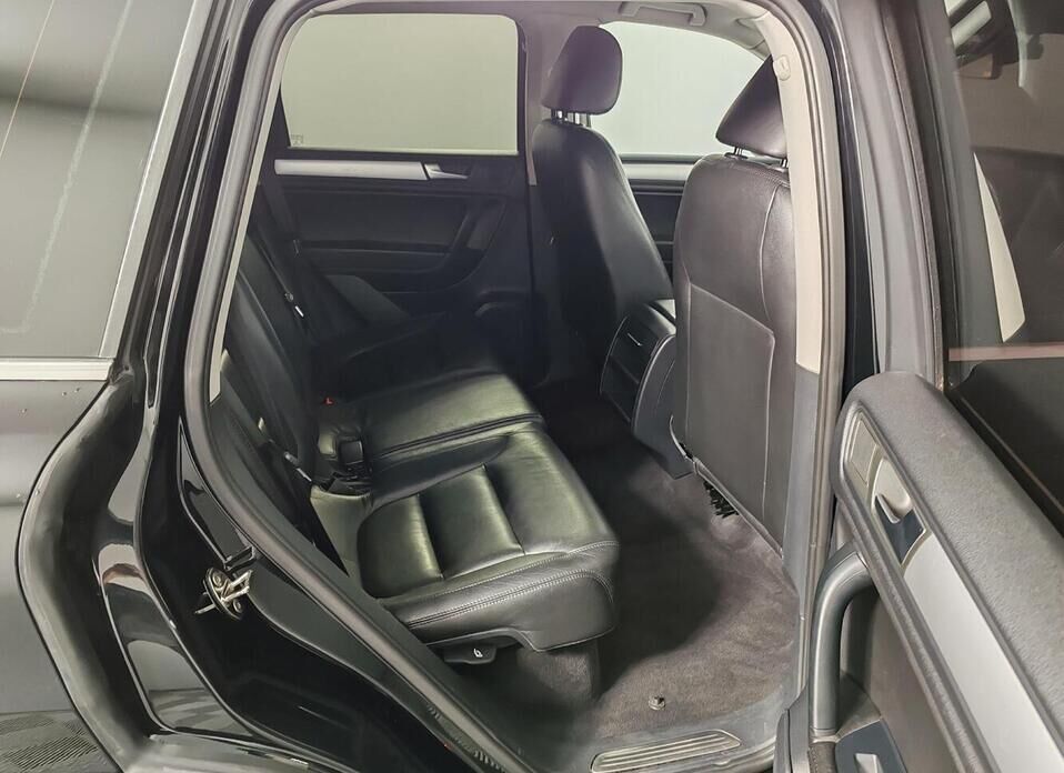 Volkswagen Touareg 3.6 AT (249 л.с.) 4WD