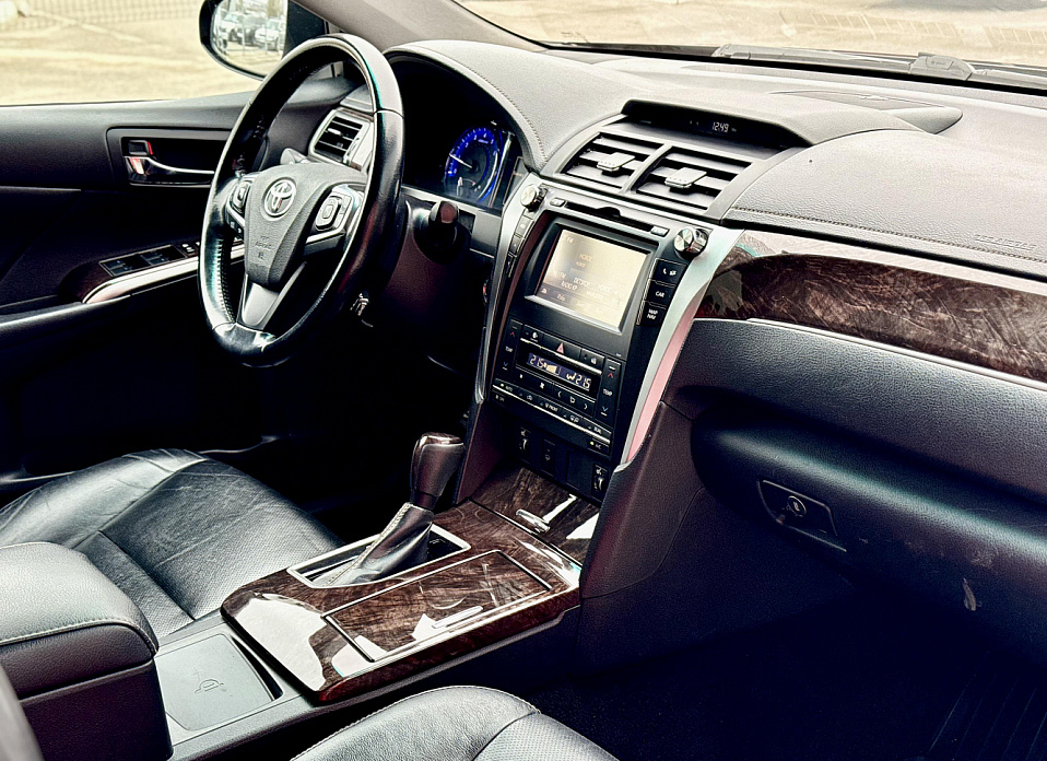 Toyota Camry, VII (XV50) Рестайлинг 2 2.5 AT (181 л.с.)