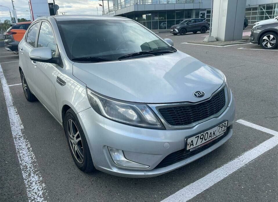 Kia Rio 4-speed 1.6 AT (123 л.с.)