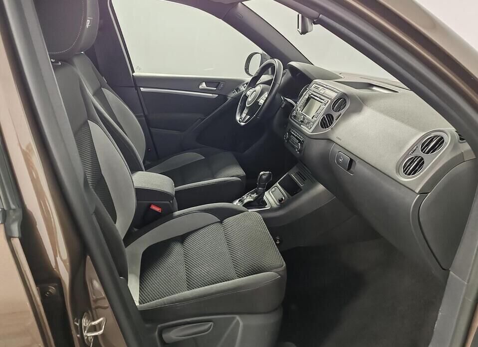 Volkswagen Tiguan, I Рестайлинг 2.0 AMT (210 л.с.) 4WD