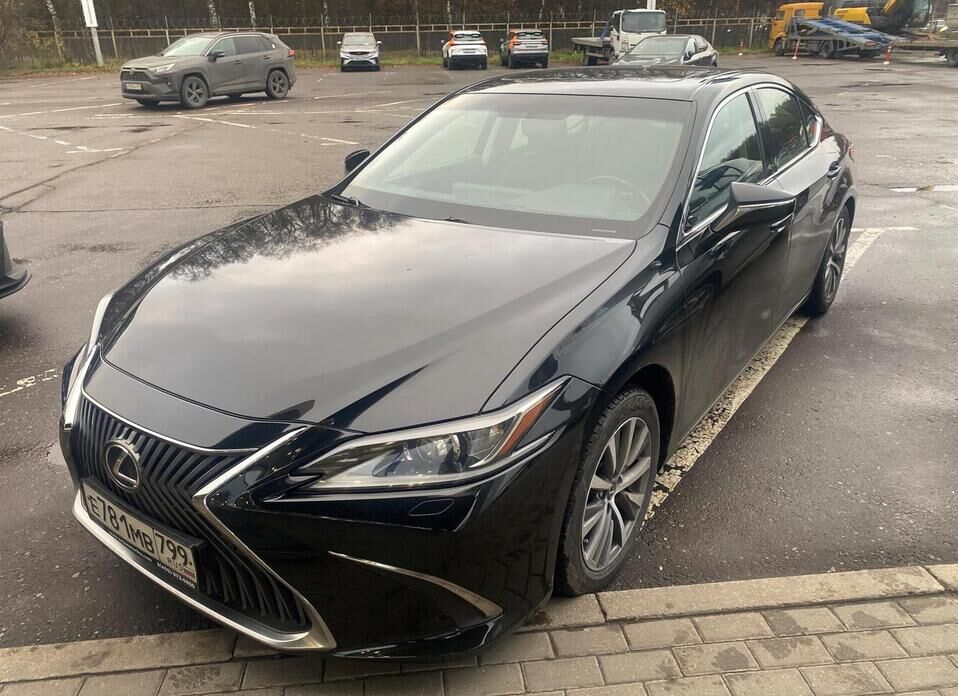 Lexus ES, VII 250 2.5 AT (200 л.с.)
