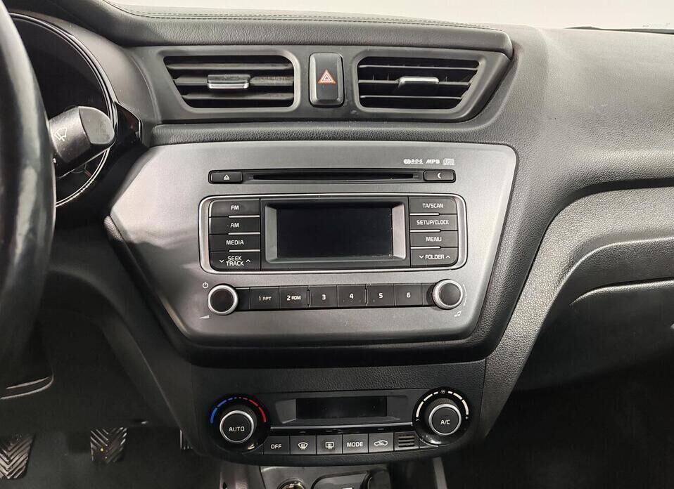 Kia Rio, III Рестайлинг 1.6 MT (123 л.с.)