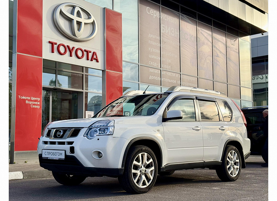 Nissan X-Trail, II Рестайлинг 2.0 MT (141 л.с.) 4WD