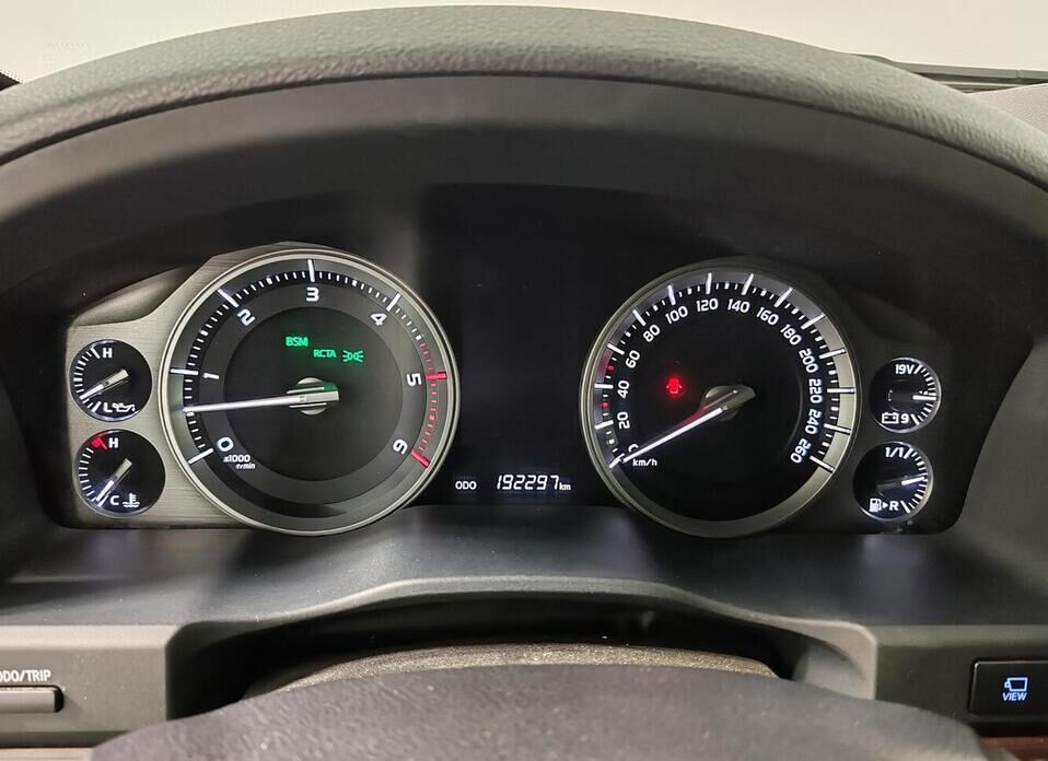 Toyota Land Cruiser 4.5d AT (249 л.с.) 4WD