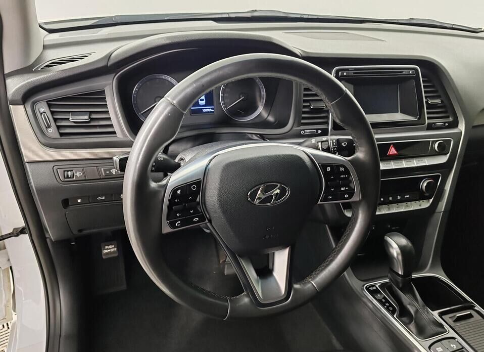 Hyundai Sonata, VII (LF) Рестайлинг 2.0 AT (150 л.с.)
