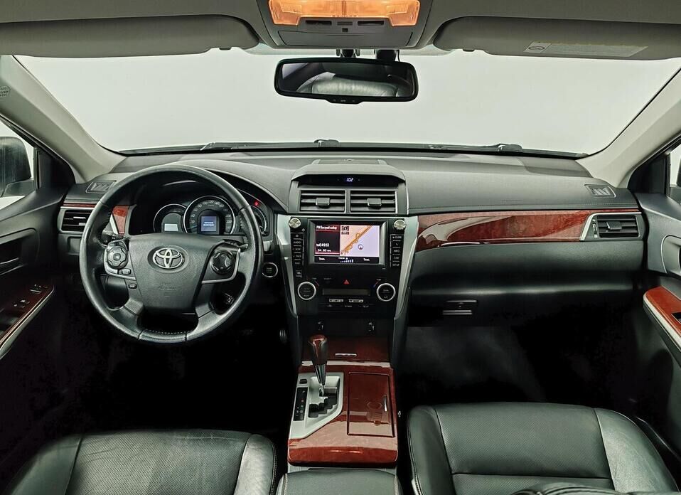 Toyota Camry, VII (XV50) 2.5 AT (181 л.с.)