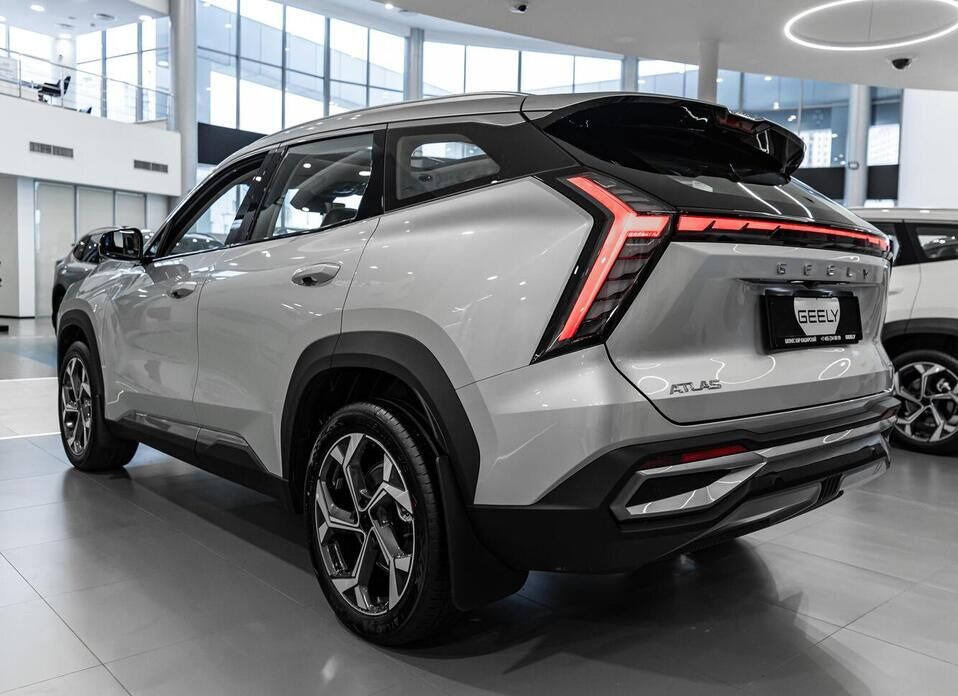 Geely Atlas, II 2.0 AT (200 л.с.) 4WD