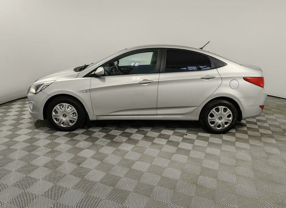 Hyundai Solaris 1.4 MT (107 л.с.)