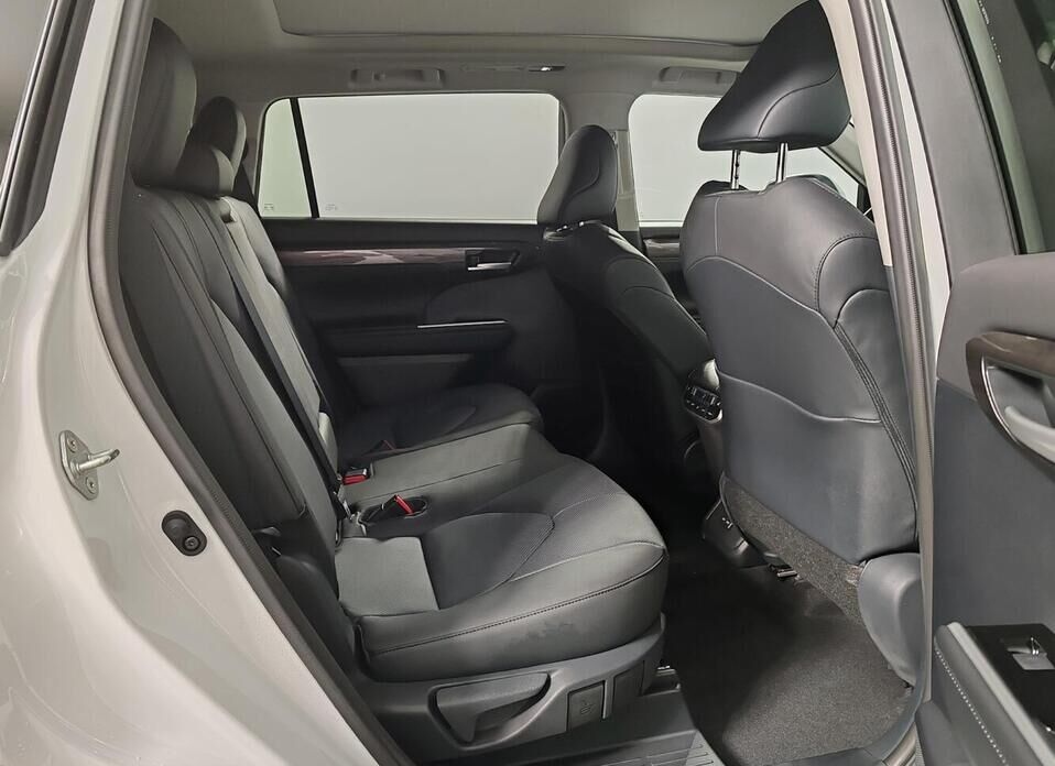 Toyota Highlander, IV (XU70) 2.0 AT (248 л.с.) 4WD