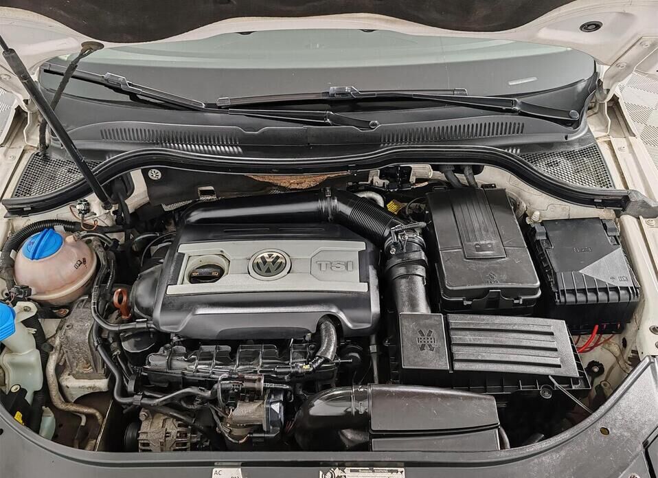 Volkswagen Passat CC, I Рестайлинг 1.8 MT (152 л.с.)