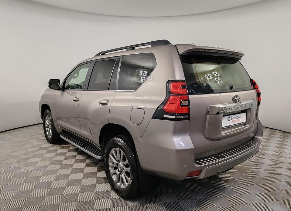 Toyota Land Cruiser Prado, 150 Series Рестайлинг 2 2.8d AT (177 л.с.) 4WD