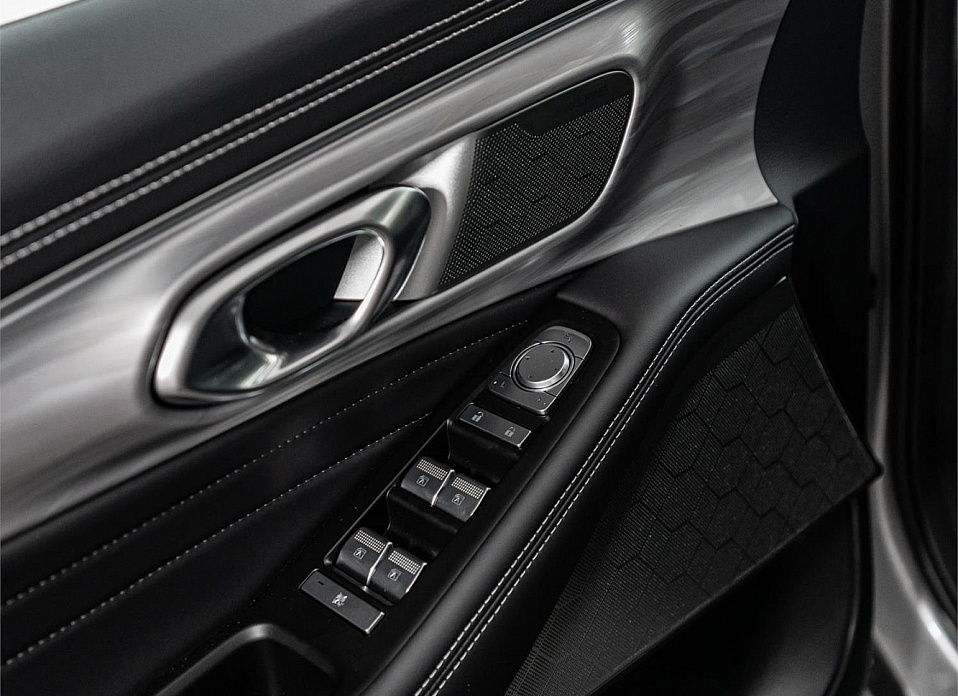 GAC GS8, II 2.0 AT (231 л.с.) 4WD