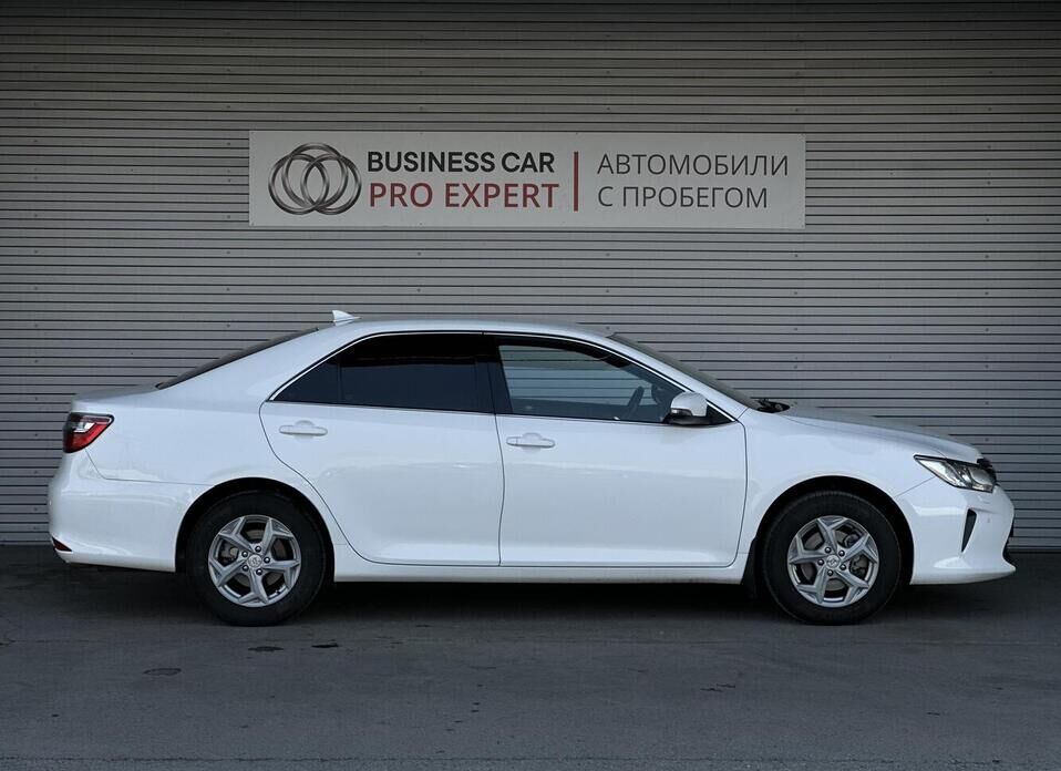 Toyota Camry, VII (XV50) Рестайлинг 2.5 AT (181 л.с.)