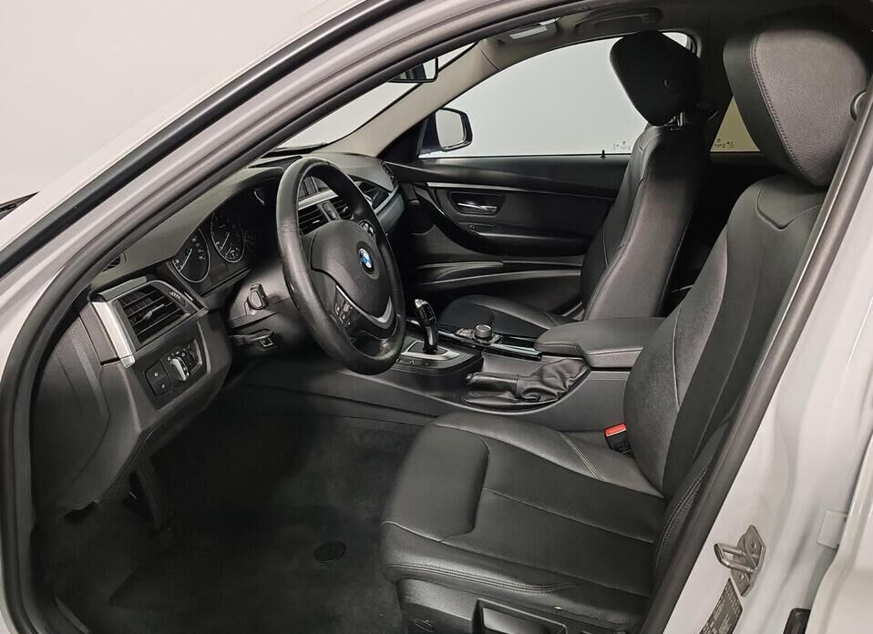 BMW 3 серии, VI (F3x) Рестайлинг 318i 1.5 AT (136 л.с.)