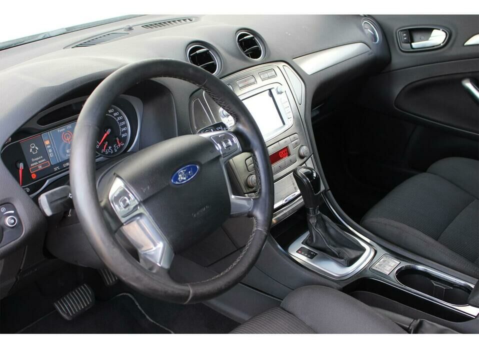 Ford Mondeo 2.3 AT (161 л.с.)