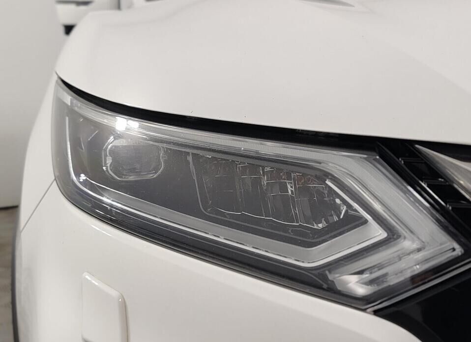 Nissan Qashqai, II Рестайлинг 2.0 CVT (144 л.с.) 4WD